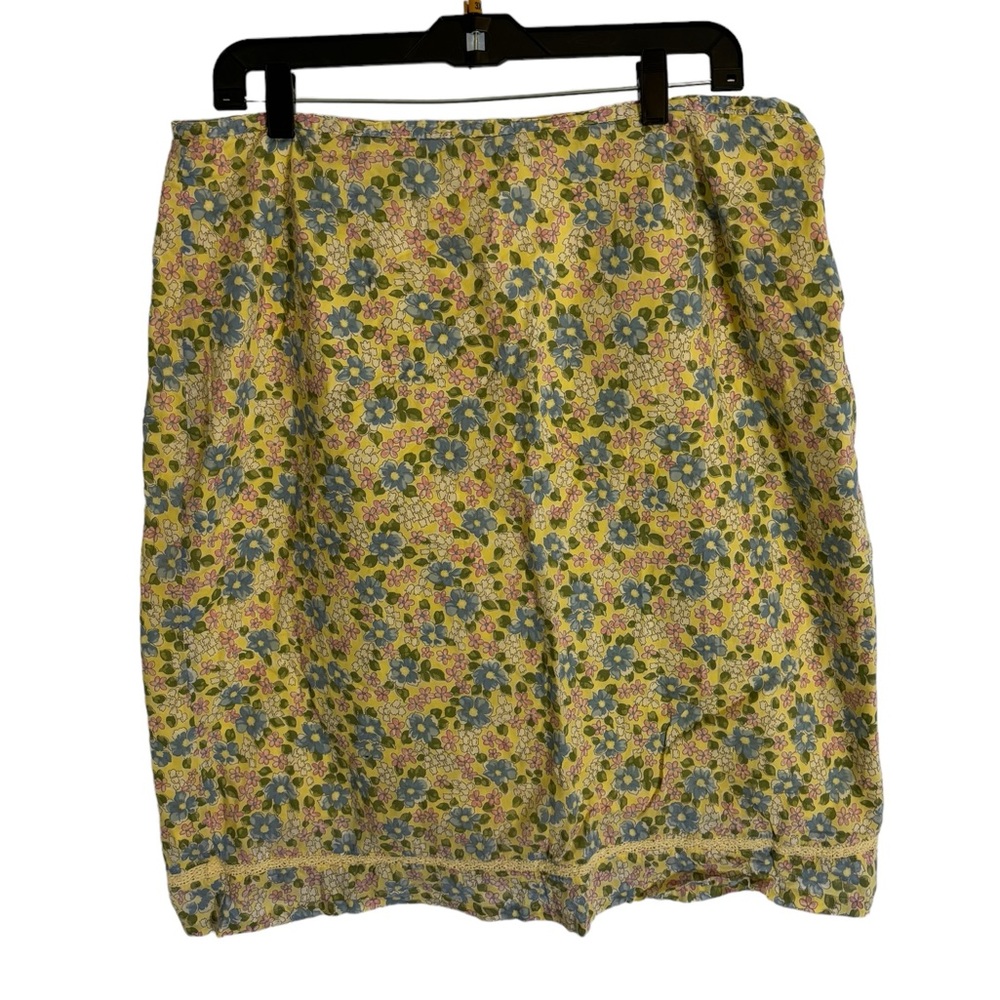 Old Navy Women’s Yellow Floral Skirt Size 16‎